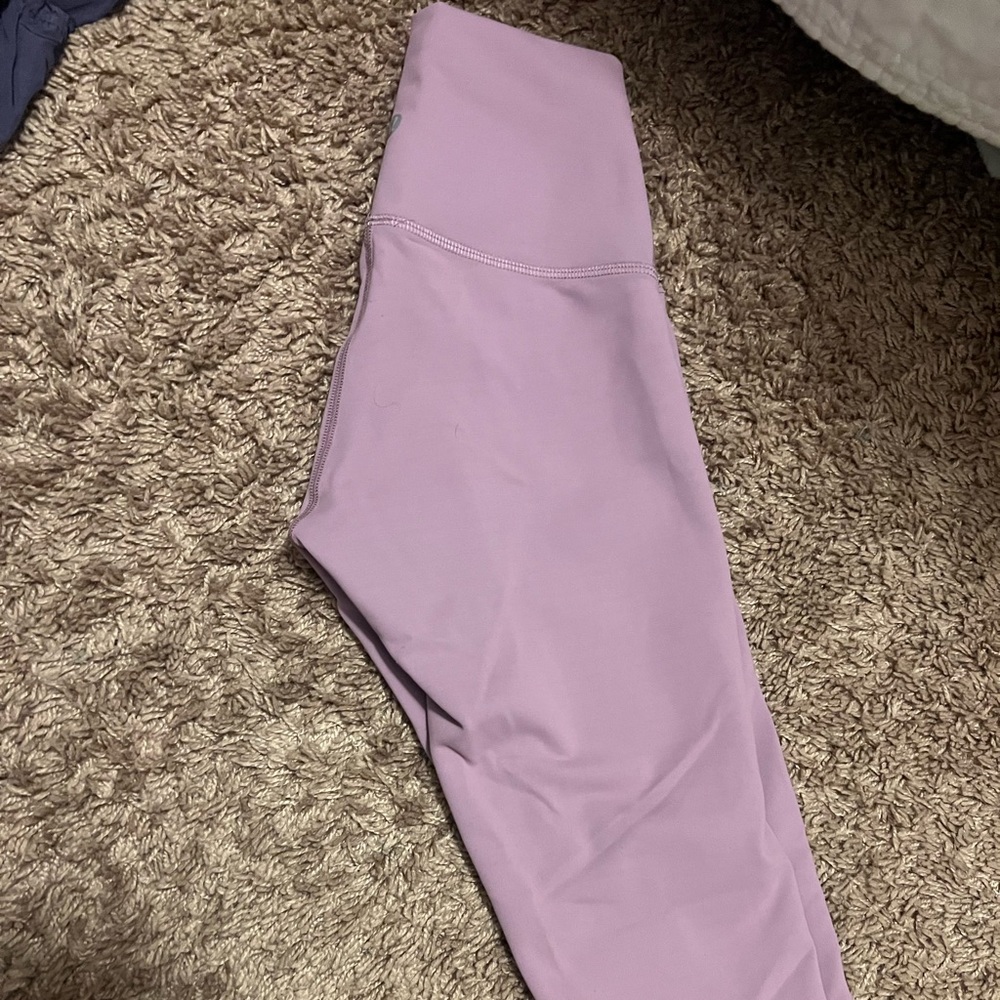 Lululemon Wunder Train 25 leggings